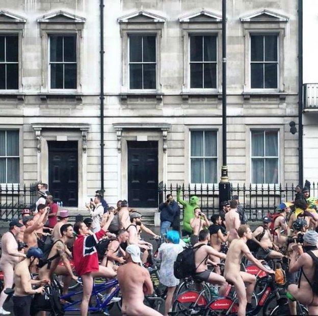 naked cyclists