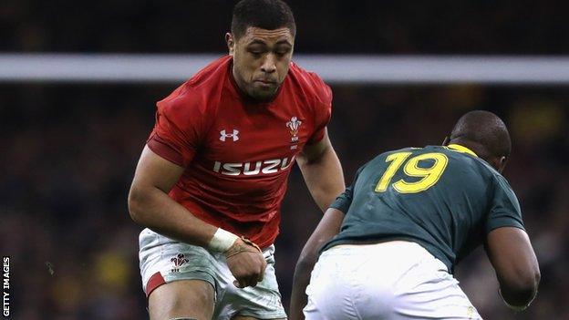 Wales and Bath number eight Taulupe Faletau