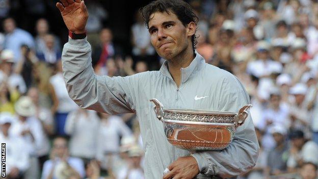 Rafael Nada with the France Open trophy