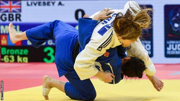 Amy Livesey beats Gankhaich Bold to win bronze in the women's -63kg category at judo's Tashkent Grand Slam in March 2021