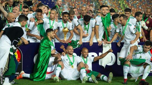 Algeria celebrate