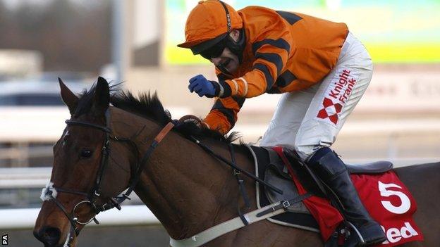 Tom Scudamore celebrates victory on Thistlecrack