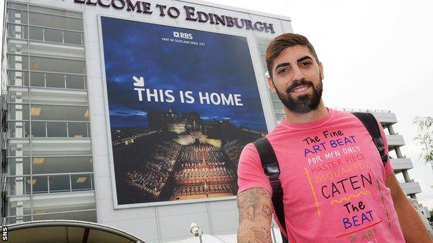 Juanma Delgado arrives in Edinburgh