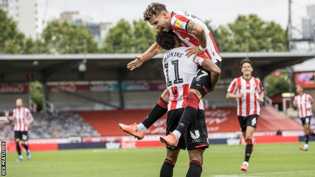 Brentford players celebrate