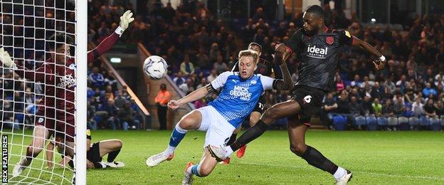 Semi Ajayi hits the post for West Brom