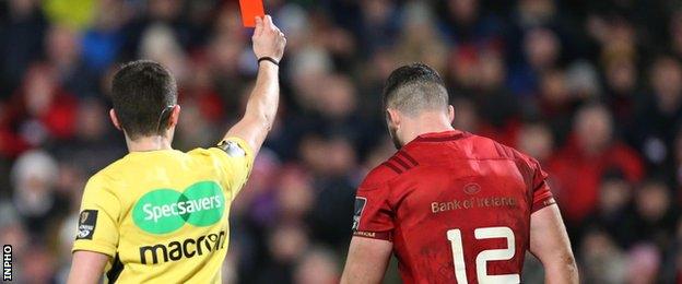 Sam Arnold was red-carded for a hit on Christian Lealiifano