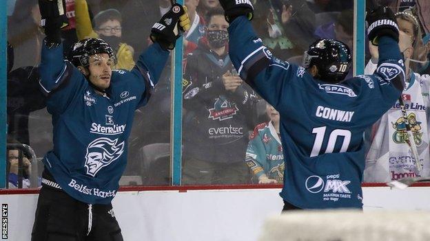 JJ Piccinich scored a hat-trick for the Giants in a rout of Glasgow Clan