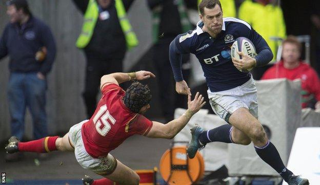 Tim Visser runs in Scotland's second try