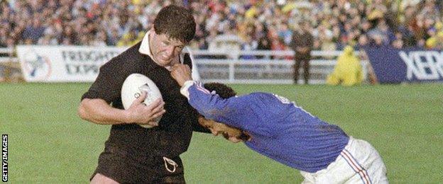 Sean Fitzpatrick in action for New Zealand in the 1987 World Cup