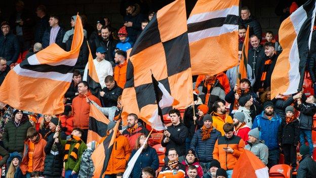 Dundee Utd's Premiership promotion is subject to a legal challenge