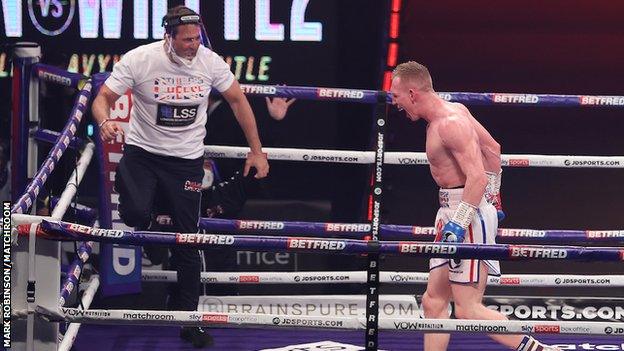 Cheeseman celebrated wildly with trainer Tony Sims after flooring Metcalf