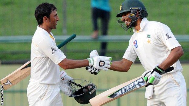 Younis Khan (left) and Shan Masood