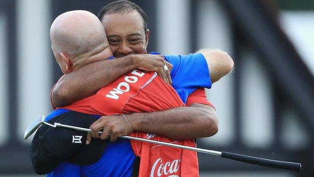 Tiger Woods celebrates