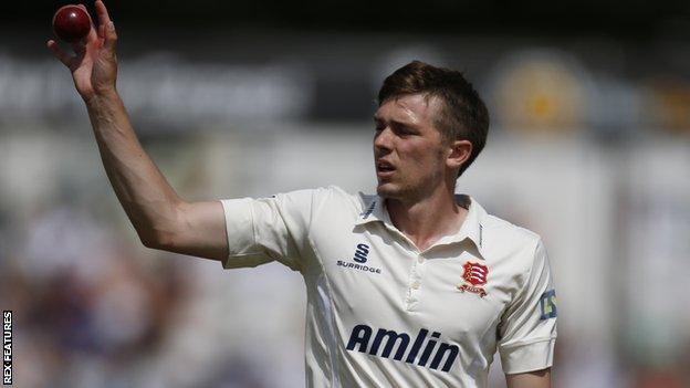 Matt Salisbury in action for Essex