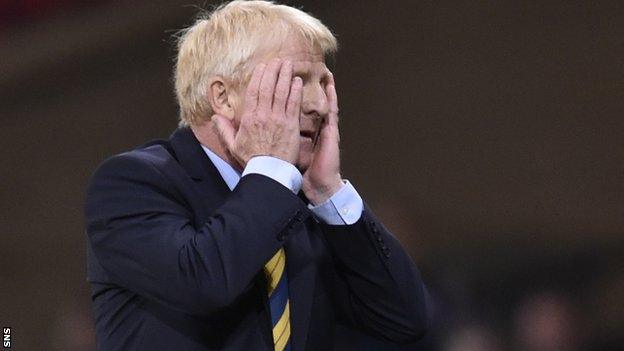 Scotland boss Gordon Strachan covers his head in his hands against Lithuania