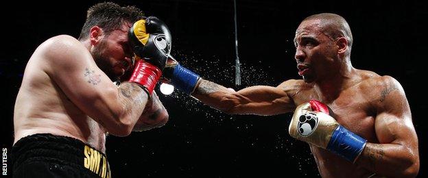 Andre Ward (right) on the way to beating Paul Smith