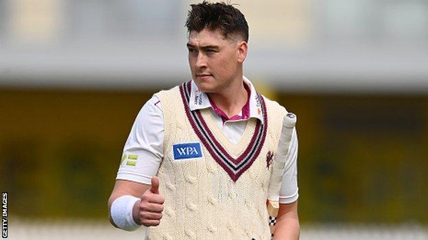 Somerset's Matt Renshaw hit 94 off 141 balls