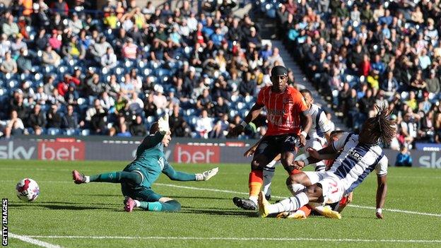 West Bromwich Albion's Brandon Thomas-Asante shoots wide against Luton Town