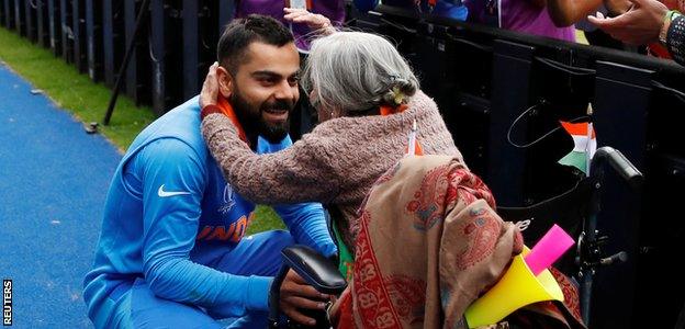 Charulata Patel meets Virat Kohli