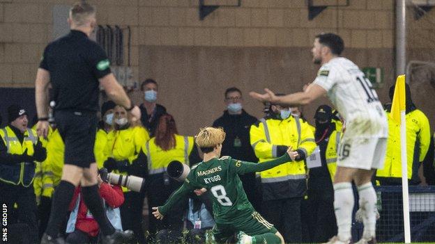 Lewis Stevenson protests after Kyogo Furuhashi's winner