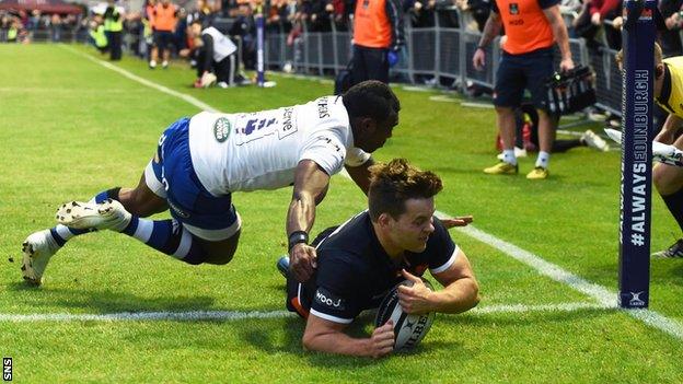 Chris Dean scores Edinburgh's try