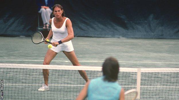 Renee Richards plays against Virginia Wade in the 1977 US Open