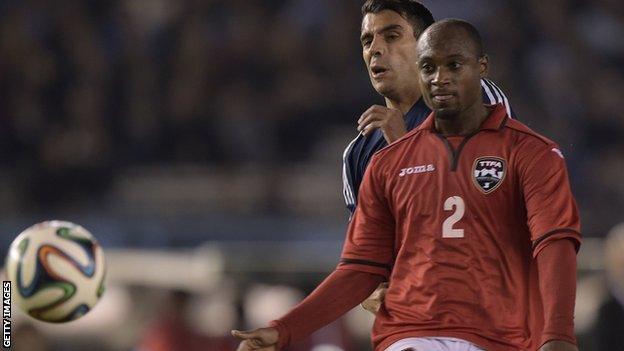 Augusto Fernandez and Justin Hoyte