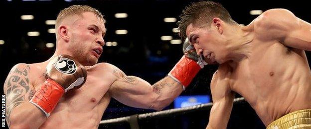 Carl Frampton (left) lands a punch on Leo Santa Cruz during his win over the Mexican in July 2016