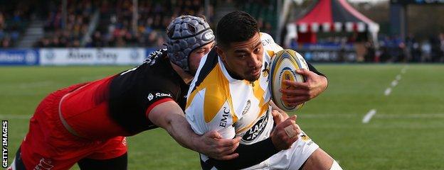 Charles Piutau scores for Wasps