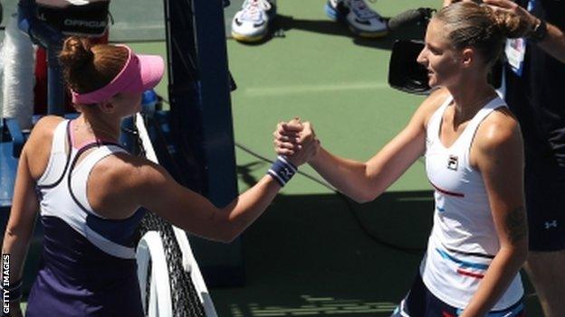 Karolina Pliskova shakes hands with Tereza Martincova