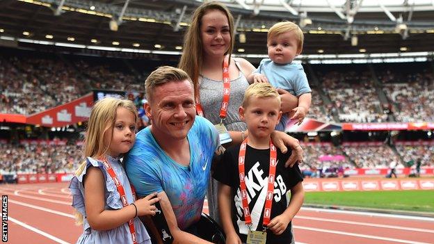 David Weir poses with his family