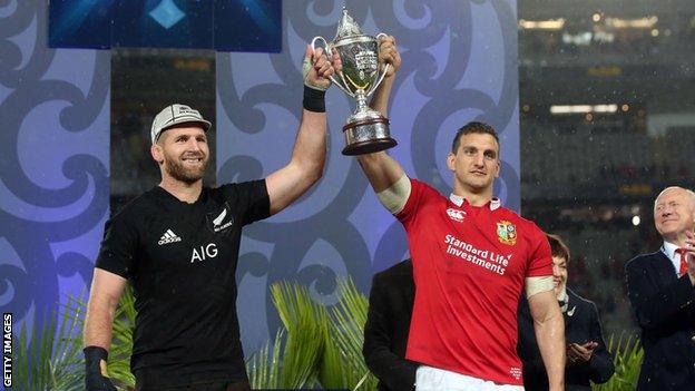 Kieran Read and Sam Warburton