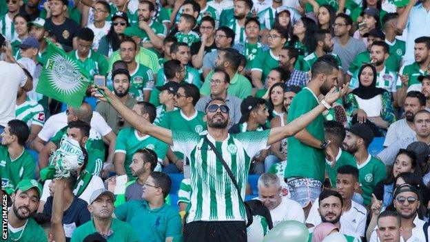 Raja Casablanca fans