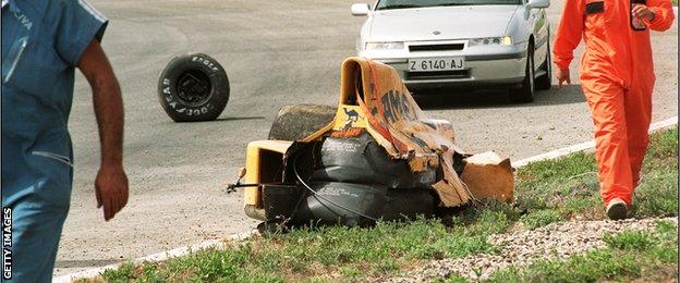 Martin Donnelly, 1990 Jerez crash