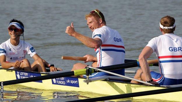 GB Men's Eight featuring Will Satch.