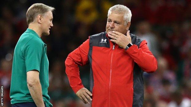 Wales coach Warren Gatland (R) and Ireland counterpart Joe Schmidt