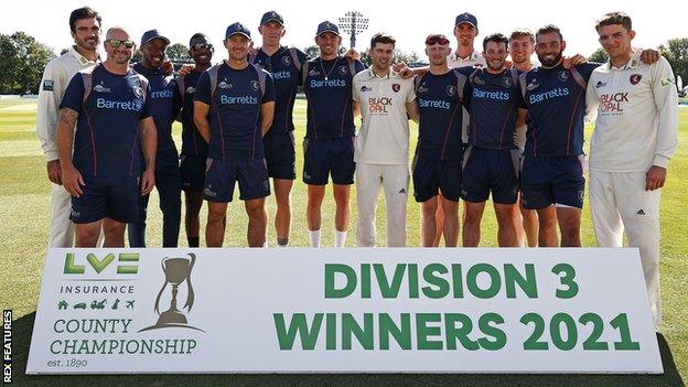 Kent win Division Three