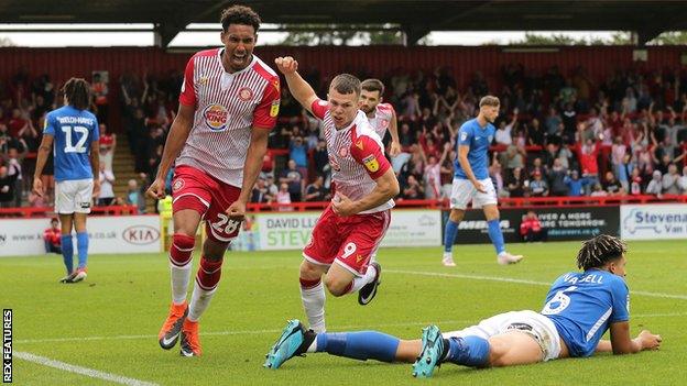 Kurtis Guthrie scores for Stevenage