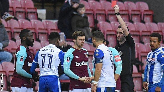 Arthur Masuaku red card incident