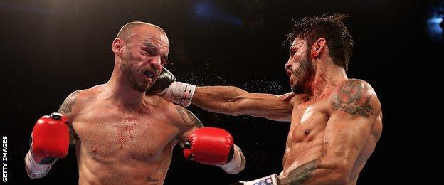 Kevin Mitchell and Jorge Linares