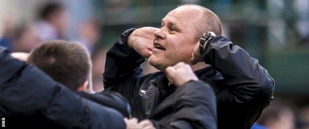 Dundee United manager Mixu Paatelainen