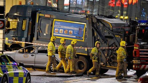 Bin lorry crash, Glasgow