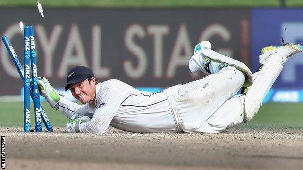 Theunis de Bruyn being run out by Wicketkeeper BJ Watling