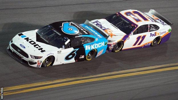 Ryan Newman leads Denny Hamlin at the Daytona 500