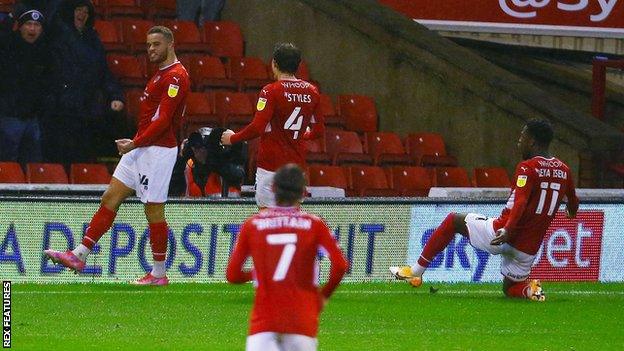 Carlton Morris (left) equalises for Barnsley