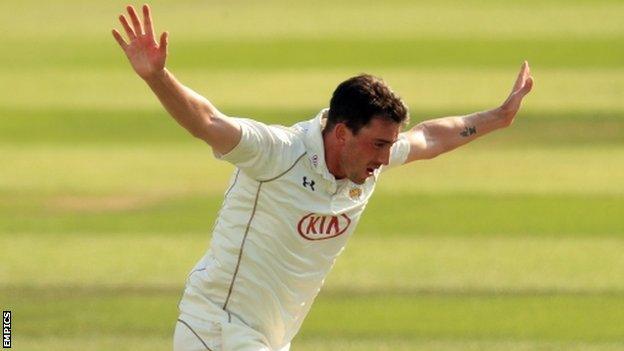 Surrey fast bowler Mark Footitt