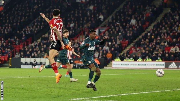 Morgan Gibbs-White scores for Sheffield United