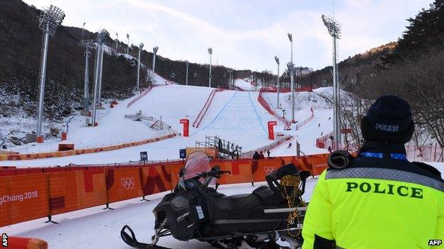 Men's downhill course after postponement