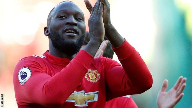 Romelu Lukaku celebrates Man United's win over Chelsea