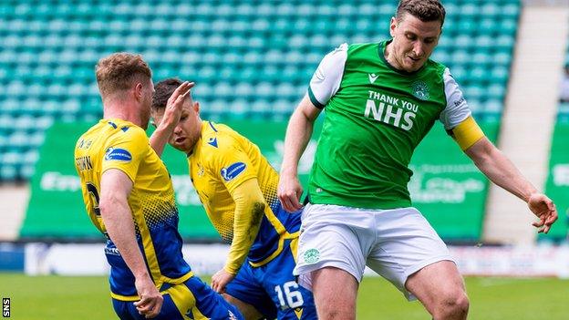 Hibs and St Johnstone will contest the Scottish Cup final at an empty Hampden on Saturday